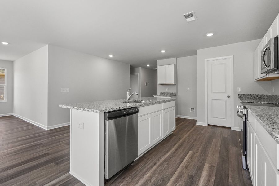 3br New Home in Sunset Beach, NC.  - Slide 10