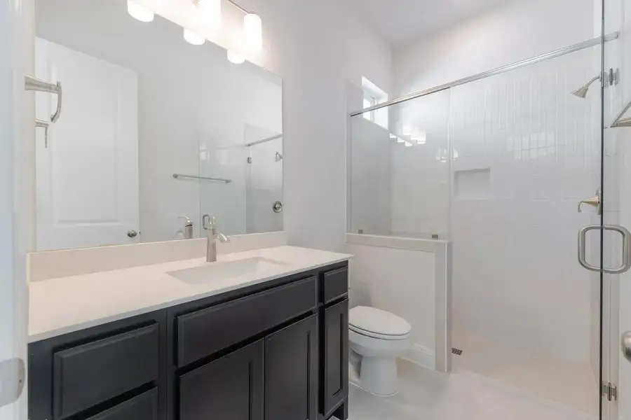 Colinas A Bathroom 2