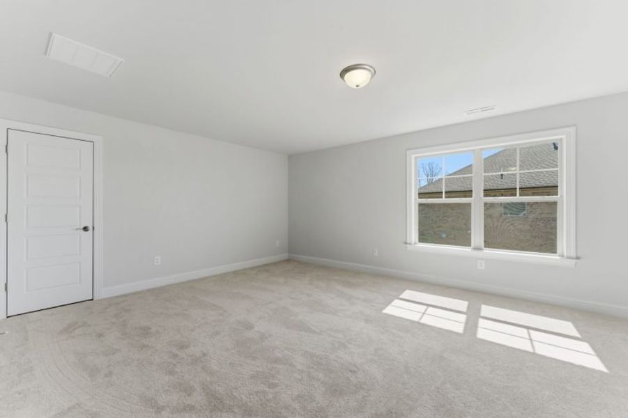Representative unfurnished interior of a home built from the Hampton by Keystone Homes NC in Preserve at Carriage Cove, Oak Ridge (Image 98).