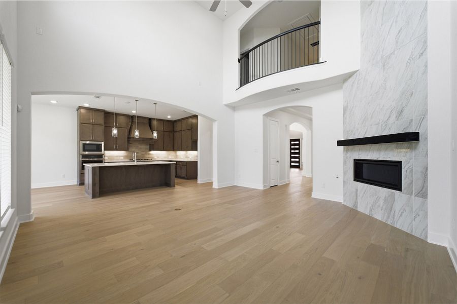 Spacious, unfurnished interior of a new home in Sonoma Verde, Rockwall (Image 69).