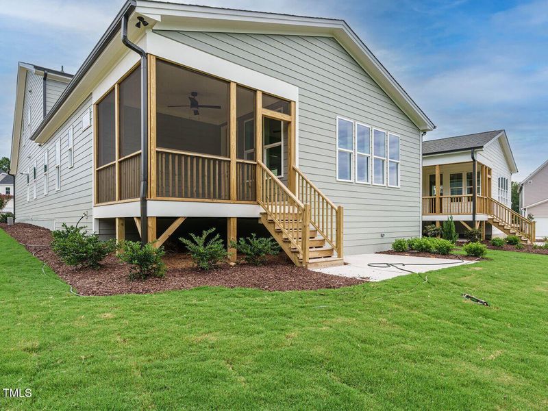 035-1280x960-rear-view