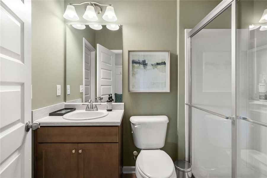 Furnished interior view inside a new home in Glen at Cave Springs, Douglasville (Image 20). Furnished interior view inside a new home in Glen at Cave Springs, Douglasville (Image 20).