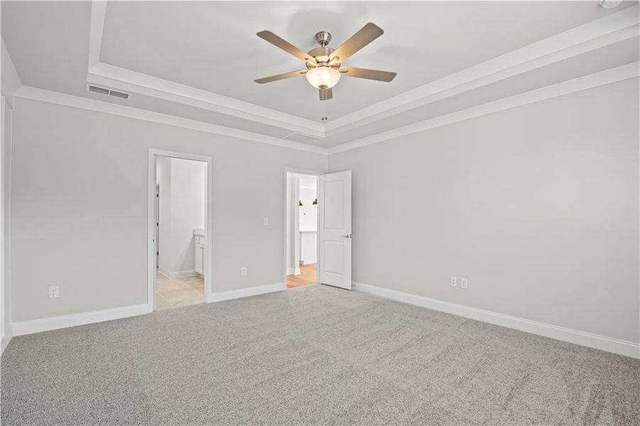 Spacious, unfurnished interior of a new home in Overland, Locust Grove (Image 24).