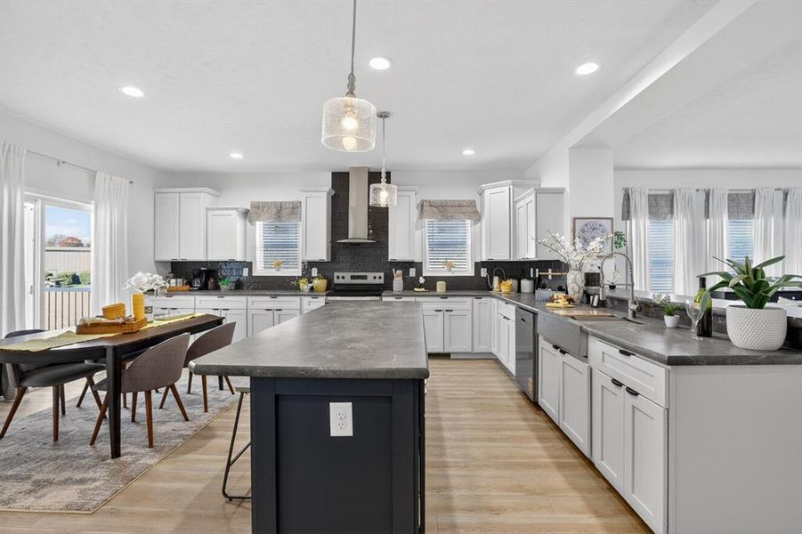 Furnished interior view inside a new home in , Moody (Image 9).
