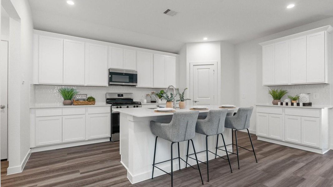 *Images and 3D tour are for illustration only and options may vary from home as built. *Images and 3D tour are for illustration only and options may vary from home as built.