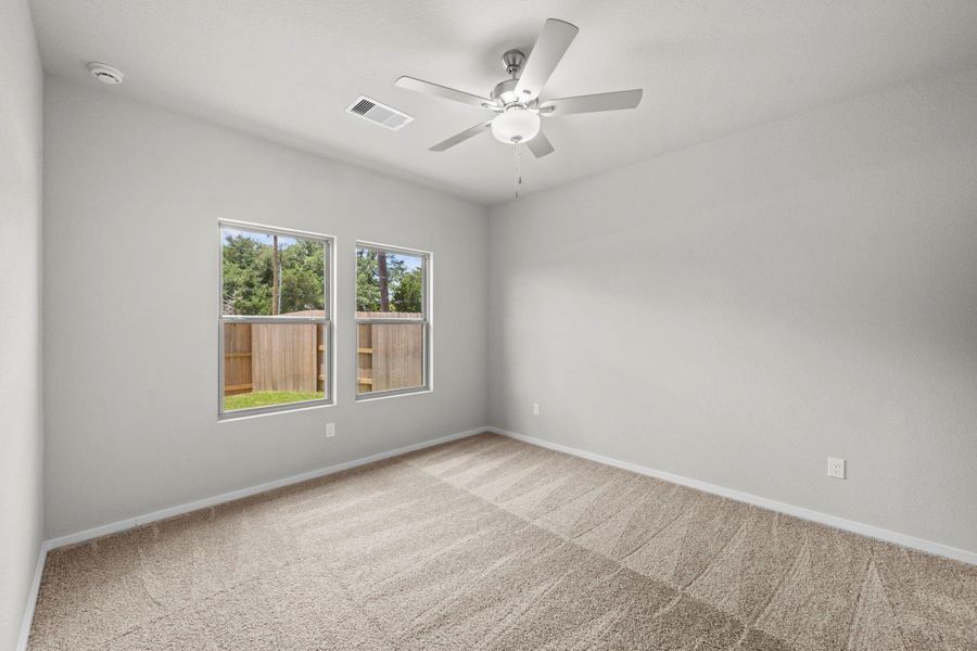 Spacious, unfurnished interior of a new home in Laurel Landing, Alvin (Image 15). Spacious, unfurnished interior of a new home in Laurel Landing, Alvin (Image 15).