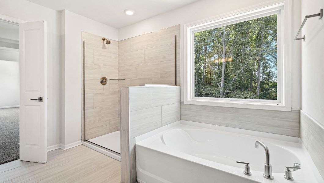 Representative furnished interior of a home built from the HAMPSHIRE by D.R. Horton in Seven Oaks, Greenwood (Image 13). Representative furnished interior of a home built from the HAMPSHIRE by D.R. Horton in Seven Oaks, Greenwood (Image 13).