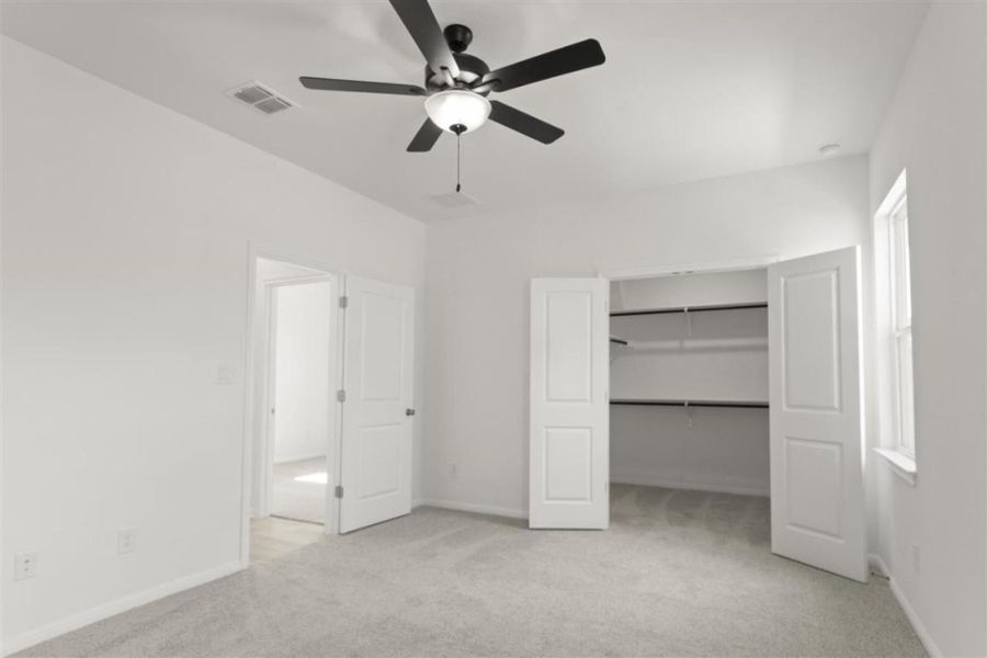 Spacious, unfurnished interior of a new home in Trace, San Marcos (Image 29).