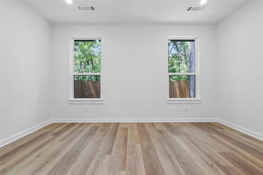 Spacious, unfurnished interior of a new home in , Mabank (Image 15). Spacious, unfurnished interior of a new home in , Mabank (Image 15).