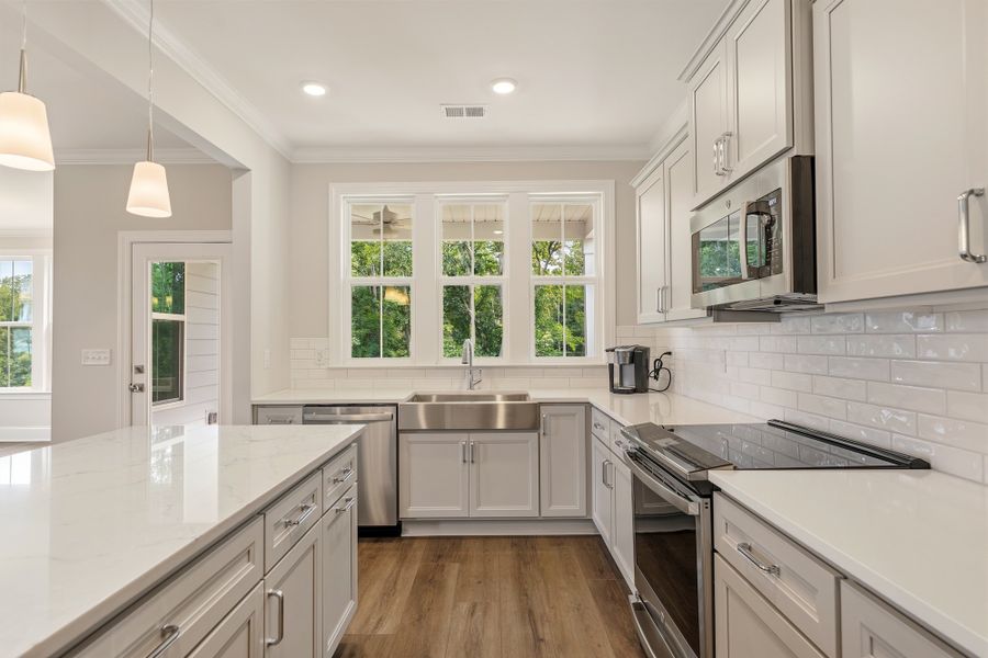 Furnished interior view inside a new home in Lakeside Saluda, Greenville (Image 8).