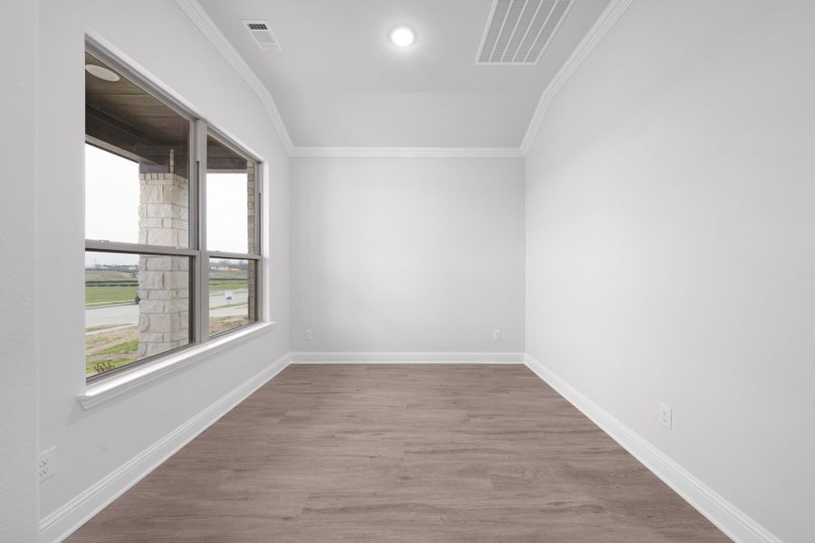 Spacious, unfurnished interior of a new home in Stonecreek, Sulphur Springs (Image 24). Spacious, unfurnished interior of a new home in Stonecreek, Sulphur Springs (Image 24).