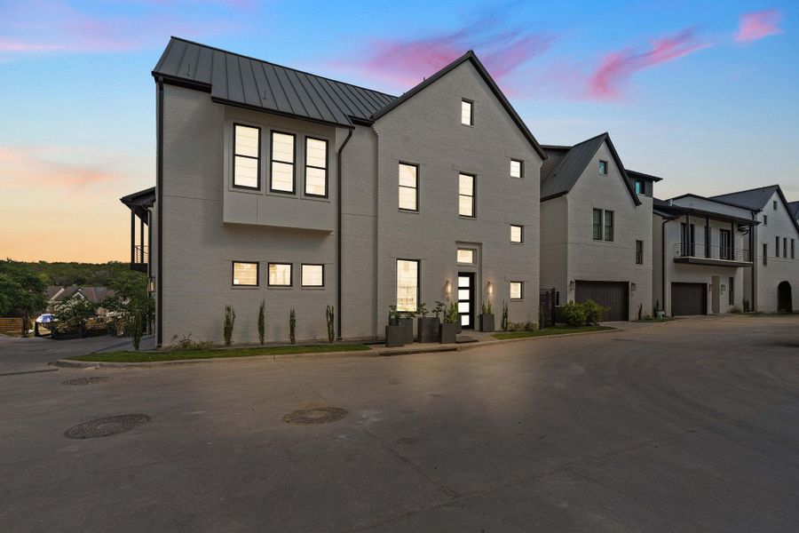 Don't miss your chance to live in this gated boutique community within Eanes ISD.