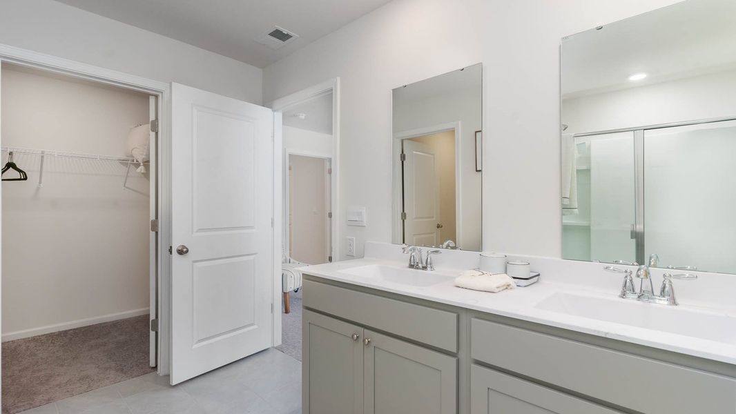 Furnished interior view inside a new home in Elmhurst Place, Conway (Image 11).