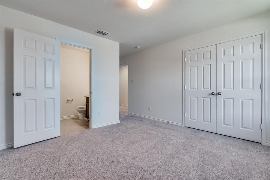 Spacious, unfurnished interior of a new home in The Preserve Estates, Justin (Image 23). Spacious, unfurnished interior of a new home in The Preserve Estates, Justin (Image 23).