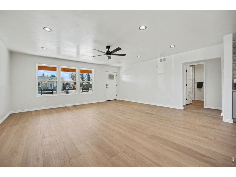 Spacious, unfurnished interior of a new home in , Dacono (Image 17).