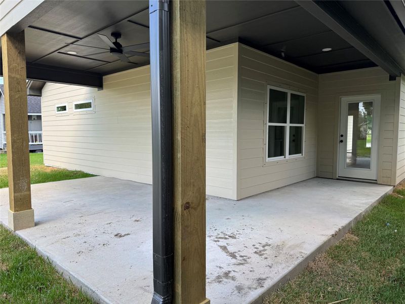 Front exterior of a new home in , Port Neches, TX, highlighting curb appeal (Image 1). Front exterior of a new home in , Port Neches, TX, highlighting curb appeal (Image 1).
