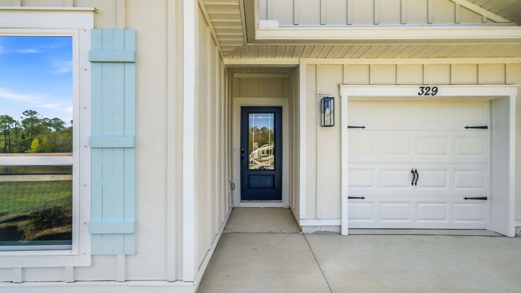 Representative exterior details of a home built from the Camilla by D.R. Horton in Colonial East, Panama City Beach (Image 3).