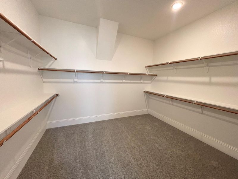 Spacious, unfurnished interior of a new home in Fulbrook on Fulshear Creek, Fulshear (Image 30).