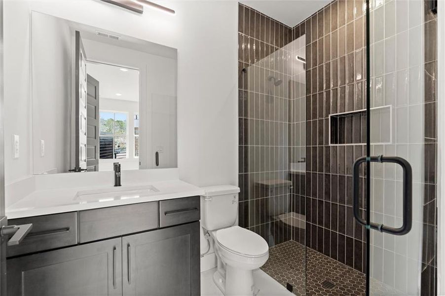 Furnished interior view inside a new home in , Alpharetta (Image 5).