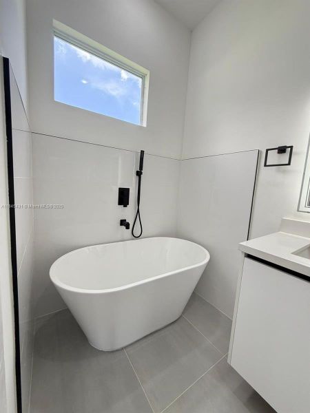 Image 34 of a home in .