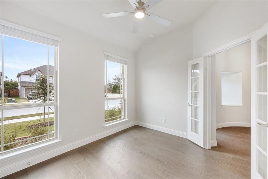 Spacious, unfurnished interior of a new home in Liberty, Melissa (Image 39).