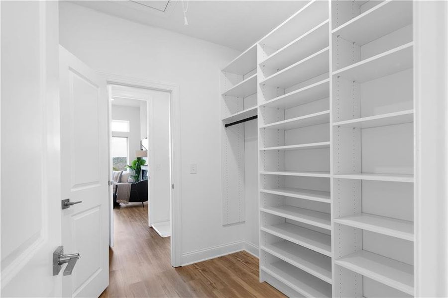 Image 33 of a home in .