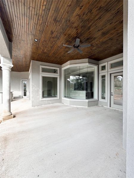 Exterior details and patio area of a home in , Belton (Image 3).