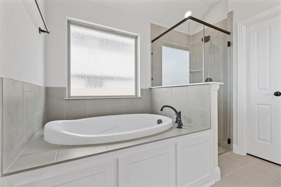 Furnished interior view inside a new home in Renaissance, Waco (Image 12).