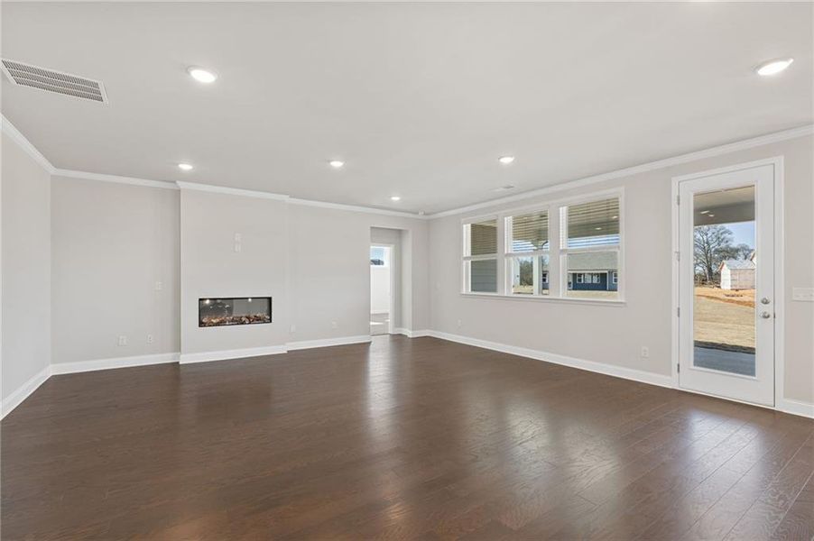 Spacious, unfurnished interior of a new home in Cedar Farms, Winder (Image 7). Spacious, unfurnished interior of a new home in Cedar Farms, Winder (Image 7).