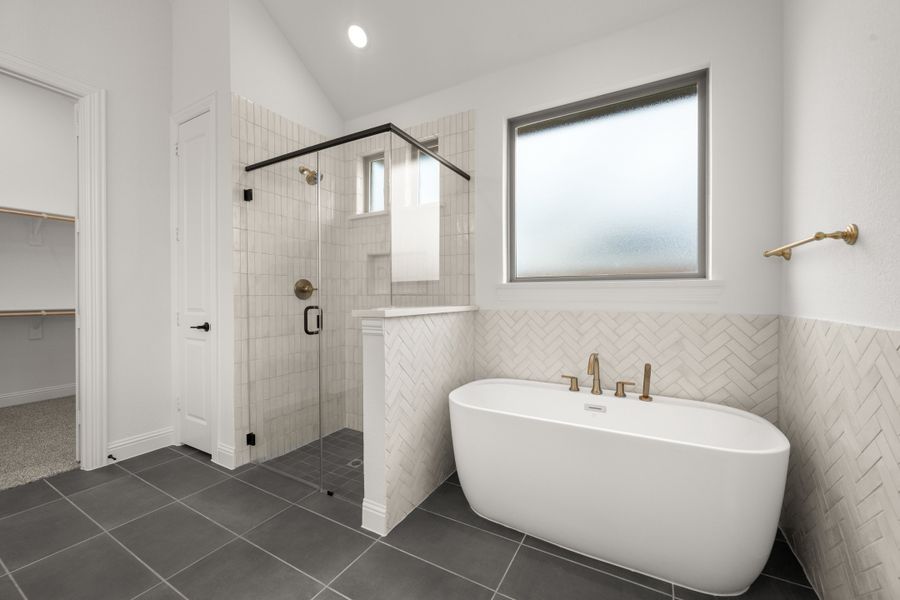 Furnished interior view inside a new home in Ridgepoint, Midlothian (Image 13).