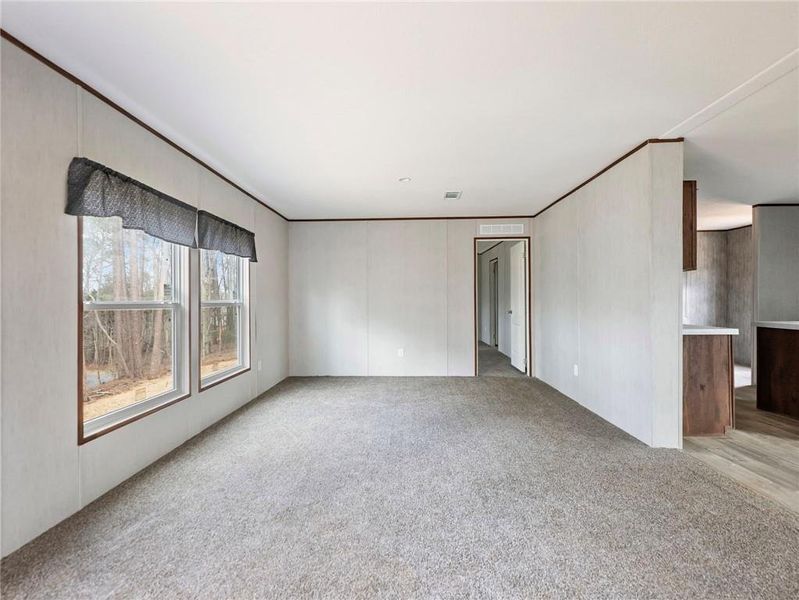 Spacious, unfurnished interior of a new home in , Lula (Image 21).