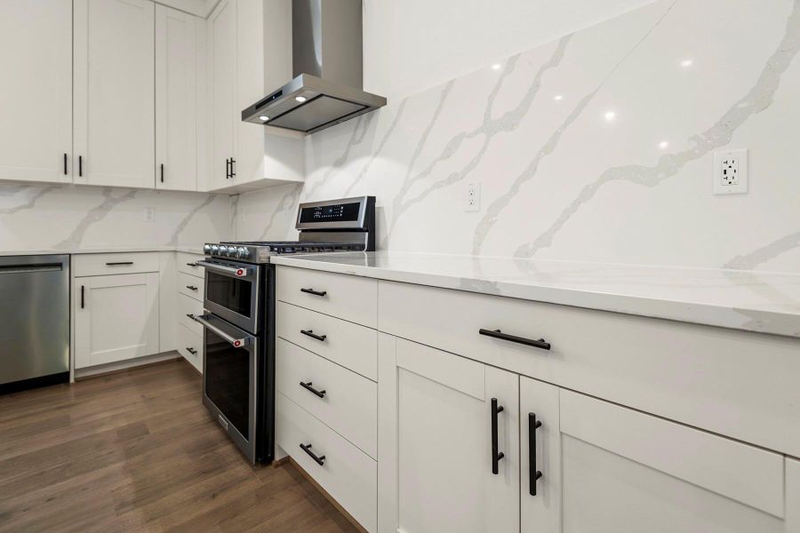 Furnished interior view inside a new home in Hallimore Ranch, Rosenberg (Image 6).