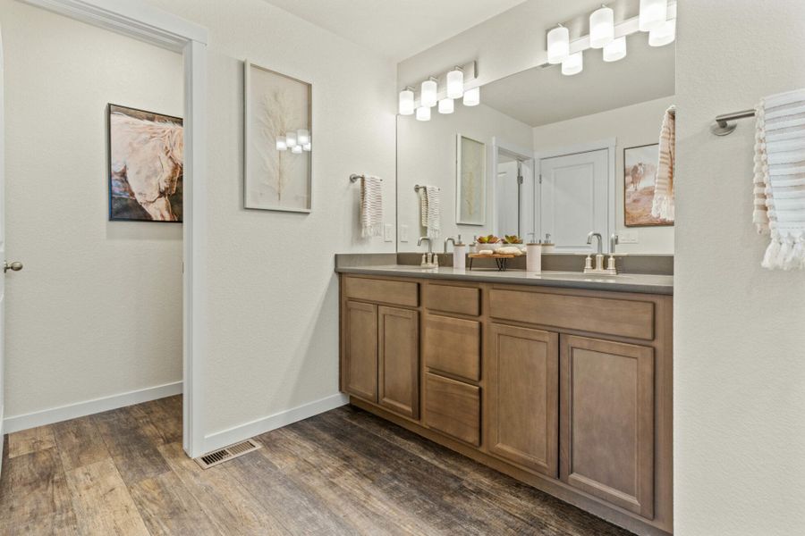 Furnished interior view inside a new home in The Trails at Aspen Ridge – Altitude Collection, Colorado Springs (Image 7). Furnished interior view inside a new home in The Trails at Aspen Ridge – Altitude Collection, Colorado Springs (Image 7).