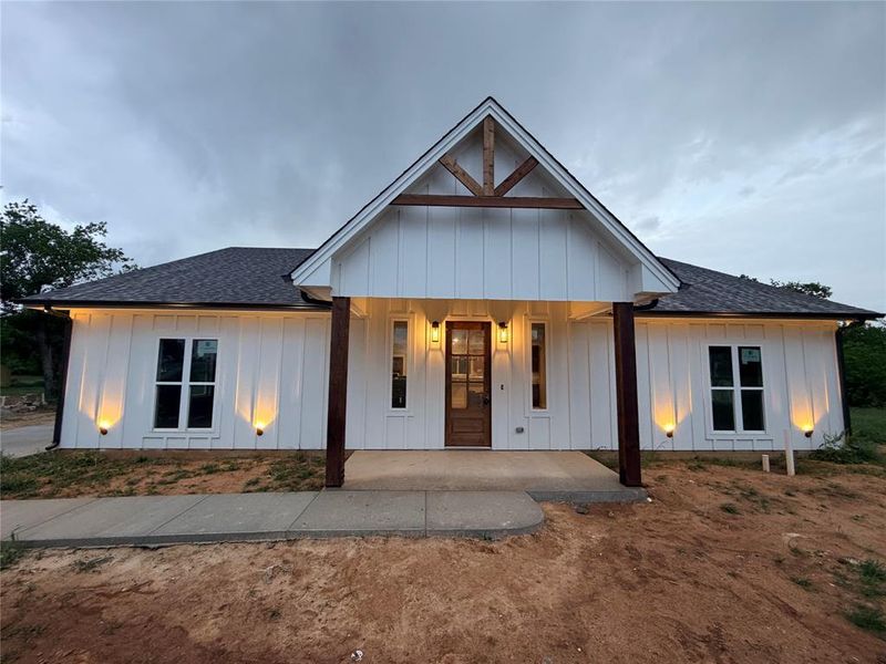 In-progress construction of a new home in , Bowie, TX (Image 18).