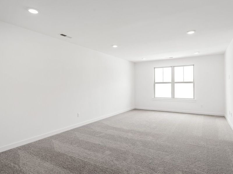 Spacious, unfurnished interior of a new home in Woods Crossing, Gallatin (Image 62).