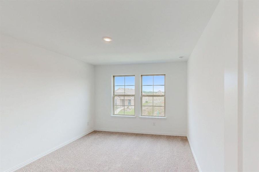 Spacious, unfurnished interior of a new home in Lilybrooke at Legacy Hills, Celina (Image 19).