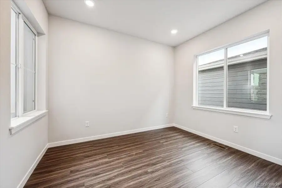 Spacious, unfurnished interior of a new home in Prestige Collection at Parkdale Commons, Erie (Image 17). Spacious, unfurnished interior of a new home in Prestige Collection at Parkdale Commons, Erie (Image 17).