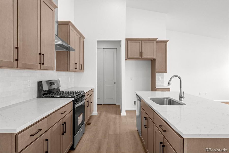Furnished interior view inside a new home in Deer Creek, Littleton (Image 10).