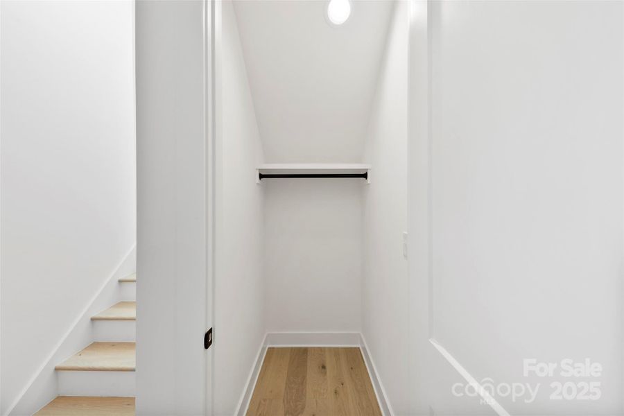 Spacious, unfurnished interior of a new home in , Belmont (Image 37).