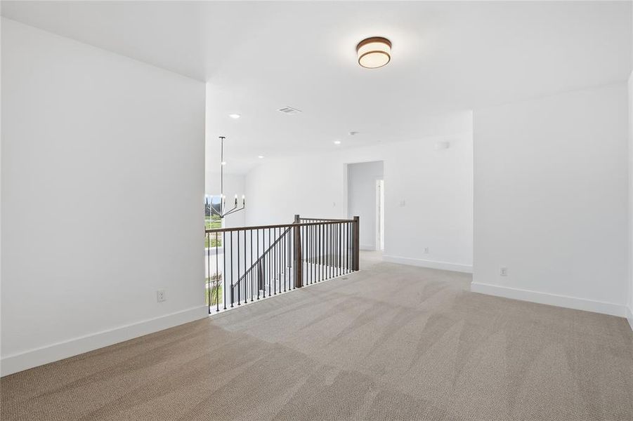 Spacious, unfurnished interior of a new home in Pecan Grove, Burleson (Image 32). Spacious, unfurnished interior of a new home in Pecan Grove, Burleson (Image 32).