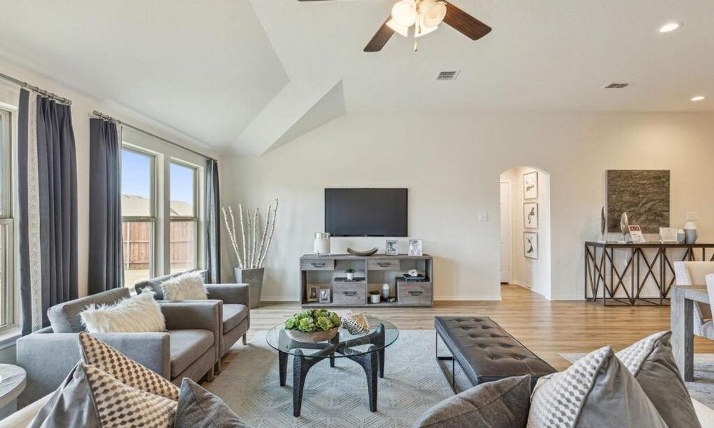 Front exterior of a new home in Rainbow Ridge, Fort Worth, TX, highlighting curb appeal (Image 10). Front exterior of a new home in Rainbow Ridge, Fort Worth, TX, highlighting curb appeal (Image 10).