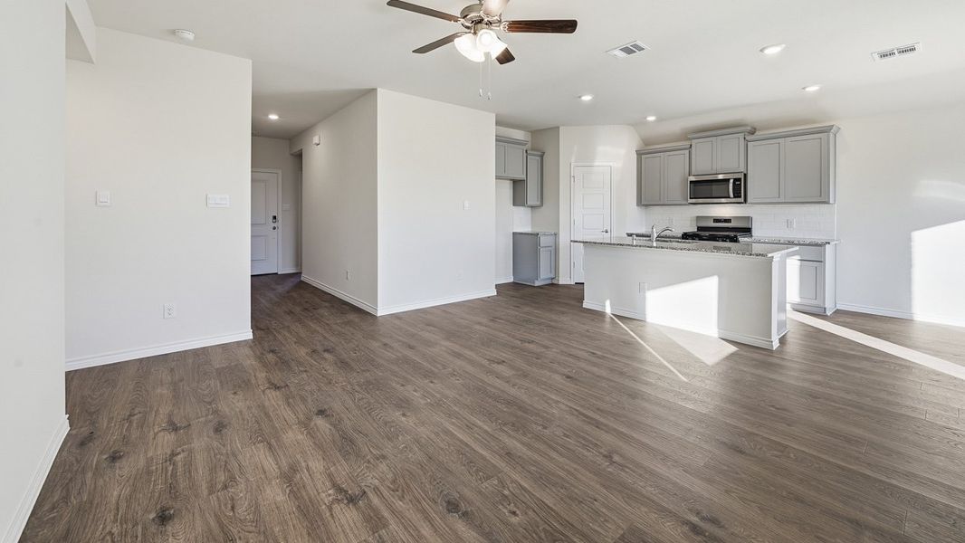 Spacious, unfurnished interior of a new home in Elevon, Lavon (Image 21). Spacious, unfurnished interior of a new home in Elevon, Lavon (Image 21).