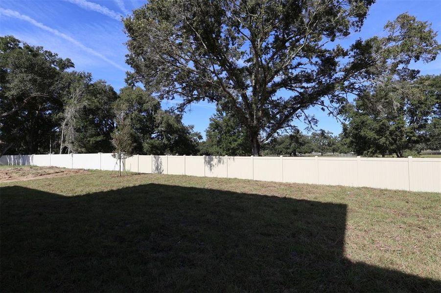 Image 51 of a home in Willow Run.