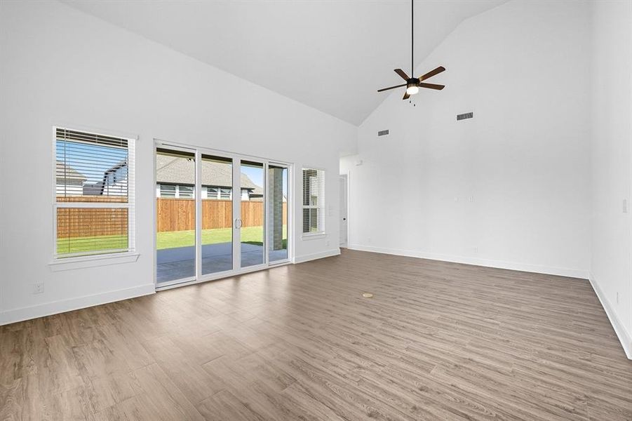 Spacious, unfurnished interior of a new home in Sandbrock Ranch: 50ft. lots, Aubrey (Image 22). Spacious, unfurnished interior of a new home in Sandbrock Ranch: 50ft. lots, Aubrey (Image 22).