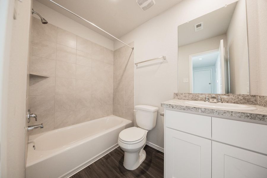 Furnished interior view inside a new home in Townsend Reserve, Splendora (Image 8).