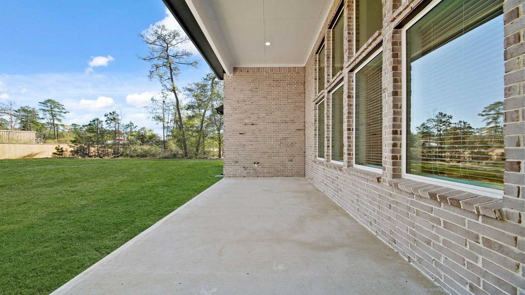 Representative exterior details of a home built from the H70e by D.R. Horton in Butlers Bend Estates, Pinehurst (Image 35).