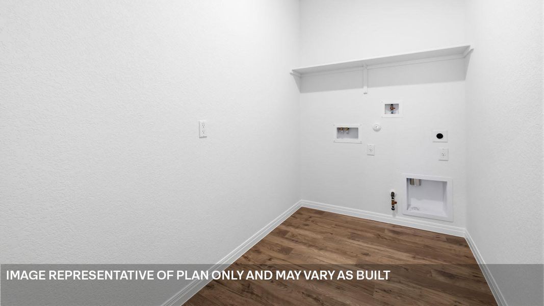 Spacious, unfurnished interior of a new home in Carillon, Manor (Image 10). Spacious, unfurnished interior of a new home in Carillon, Manor (Image 10).
