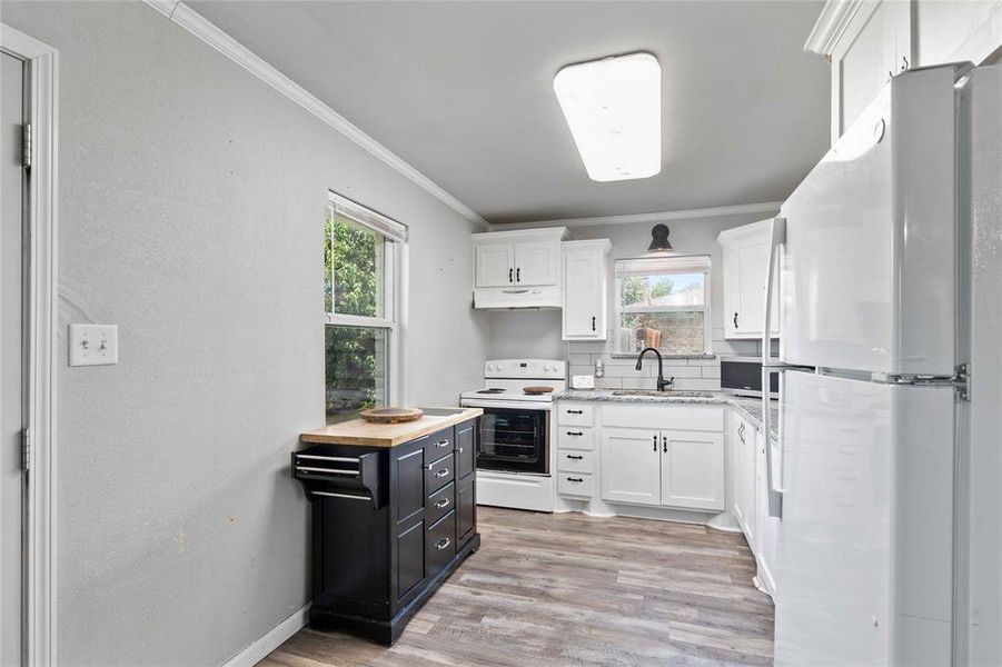 Furnished interior view inside a new home in , Brownwood (Image 13). Furnished interior view inside a new home in , Brownwood (Image 13).