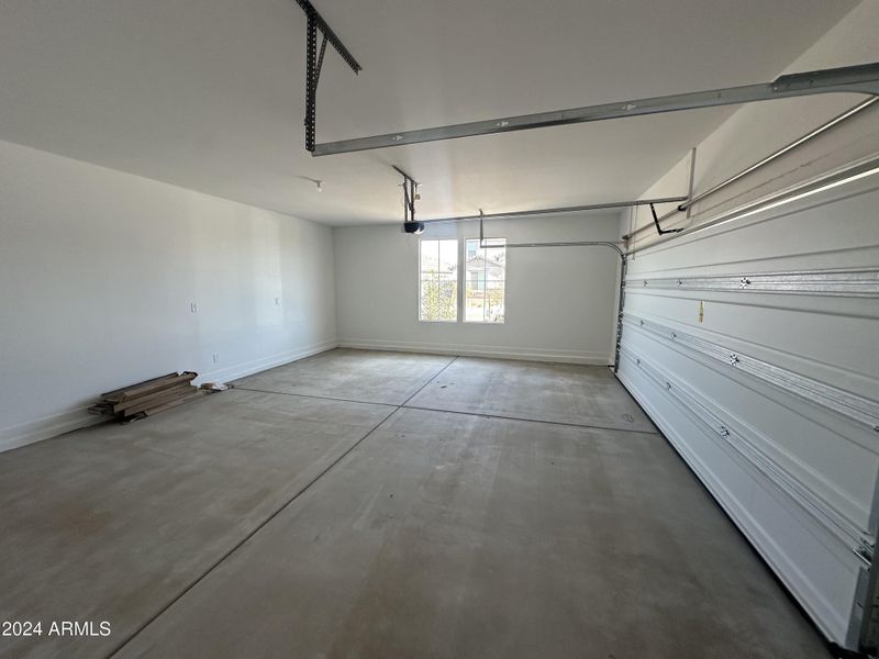 SR45 Lot 339 - Garage