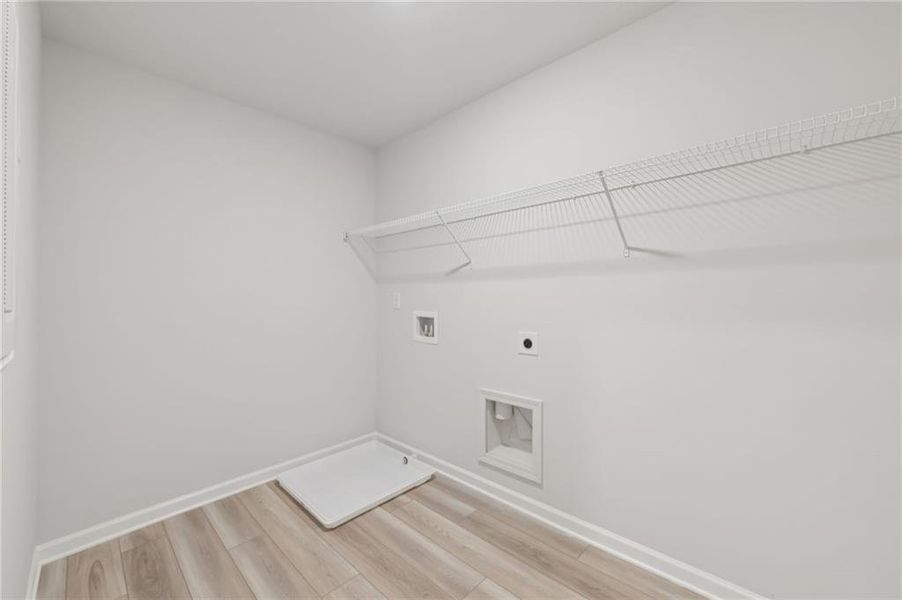 Spacious, unfurnished interior of a new home in Hamilton Lakes, Lawrenceville (Image 36). Spacious, unfurnished interior of a new home in Hamilton Lakes, Lawrenceville (Image 36).